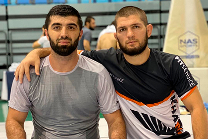 Менеджер Нурмагомедова оценил попытку главы UFC вернуть бойца к выступлениям Менеджер Нурмагомедова оценил попытку главы UFC вернуть бойца к выступлениям