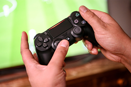 PlayStation 4 подорожала в России PlayStation 4 подорожала в России