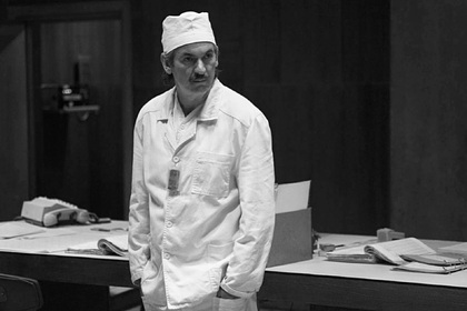 Звезда сериала «Чернобыль» Пол Риттер умер от рака мозга Звезда сериала «Чернобыль» Пол Риттер умер от рака мозга