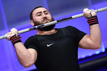 Чемпион мира по тяжелой атлетике насмерть сбил человека Чемпион мира по тяжелой атлетике насмерть сбил человека