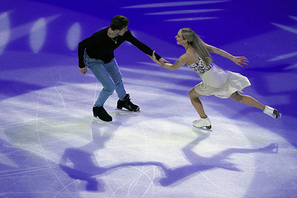 У российской фигуристки разошлось платье на командном чемпионате мира У российской фигуристки разошлось платье на командном чемпионате мира