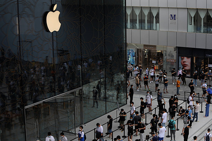 Раскрыта экономия Apple после отказа от зарядника для iPhone Раскрыта экономия Apple после отказа от зарядника для iPhone
