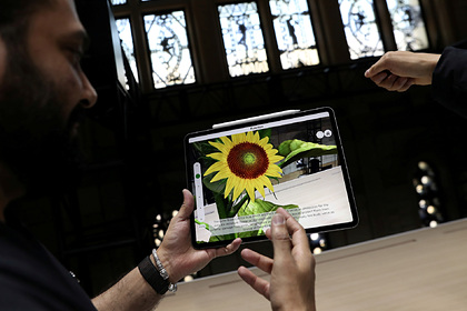 Apple объяснила отсутствие сенсорного экрана в ноутбуках