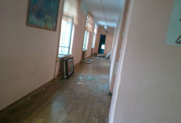 Последствия взрыва в одной из школ Челябинской области