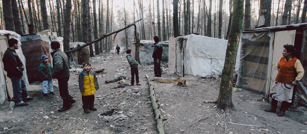 В лагере цыган под Киевом, фото 2008 года